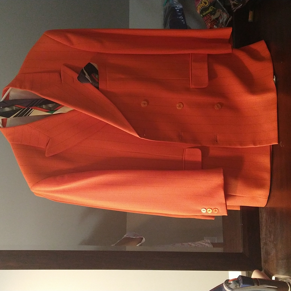 Men's suit